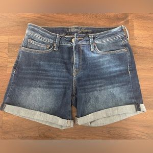 Mavi shorts